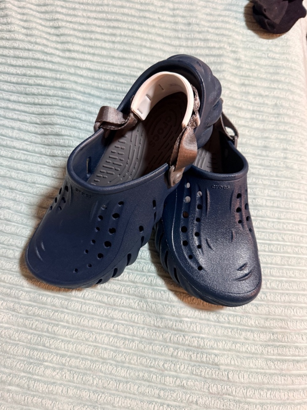 Crocs Echo Clog Men’s M12 Navy Blue Slip-On Comfort Clogs